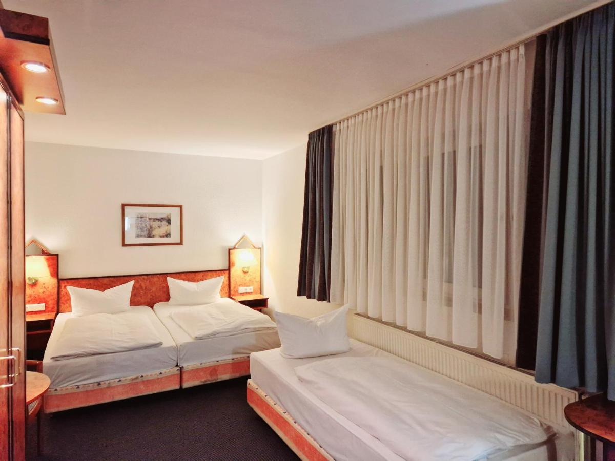 Trip Minerva Frankfurt 3*